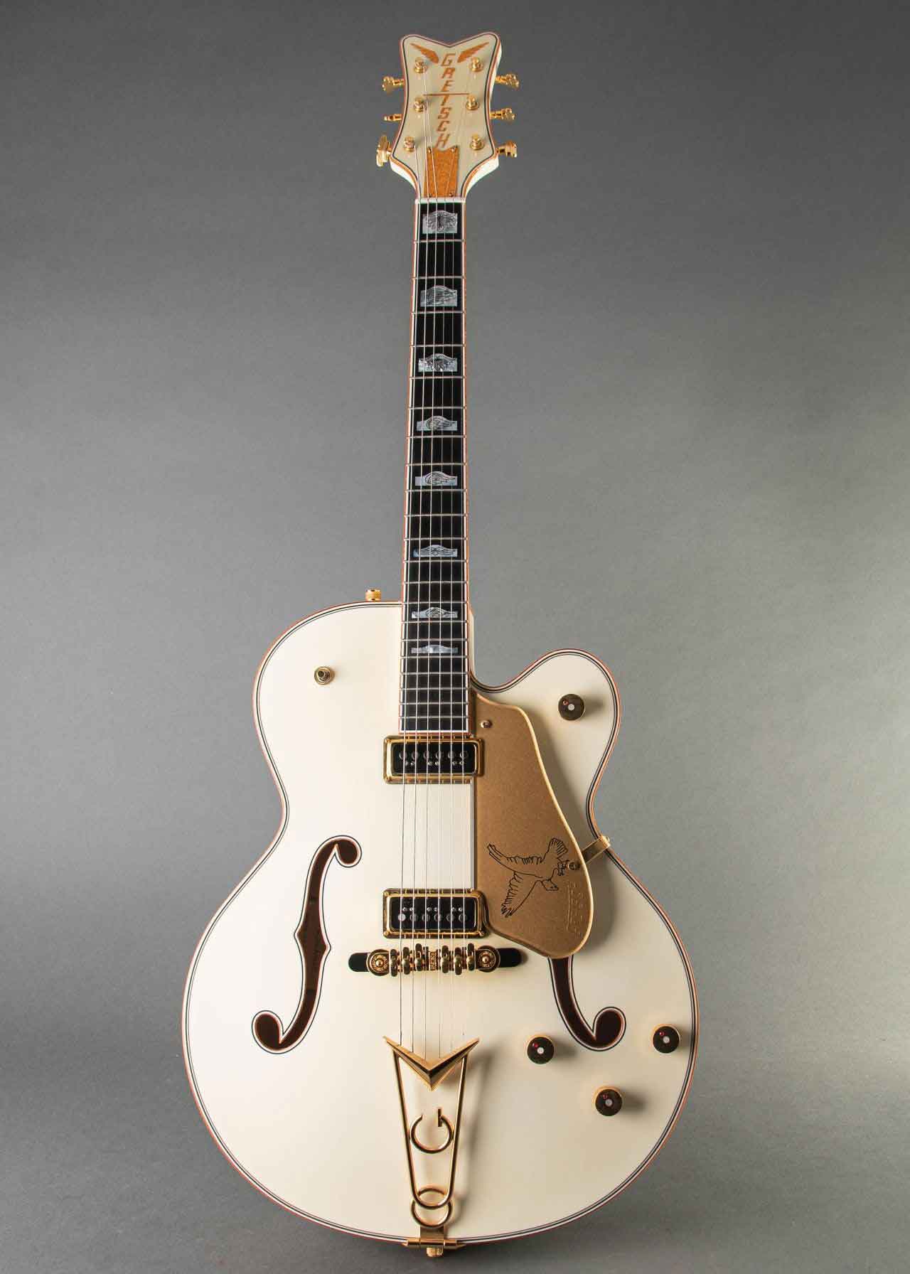 Gretsch-White-Falcon-CS-Chris-Fleming-2004-1.jpg